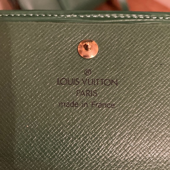 Louis Vuitton Soufflot w/Dust Bag & Elise Wallet Borneo Green Epi Like New! - Picture 15 of 16